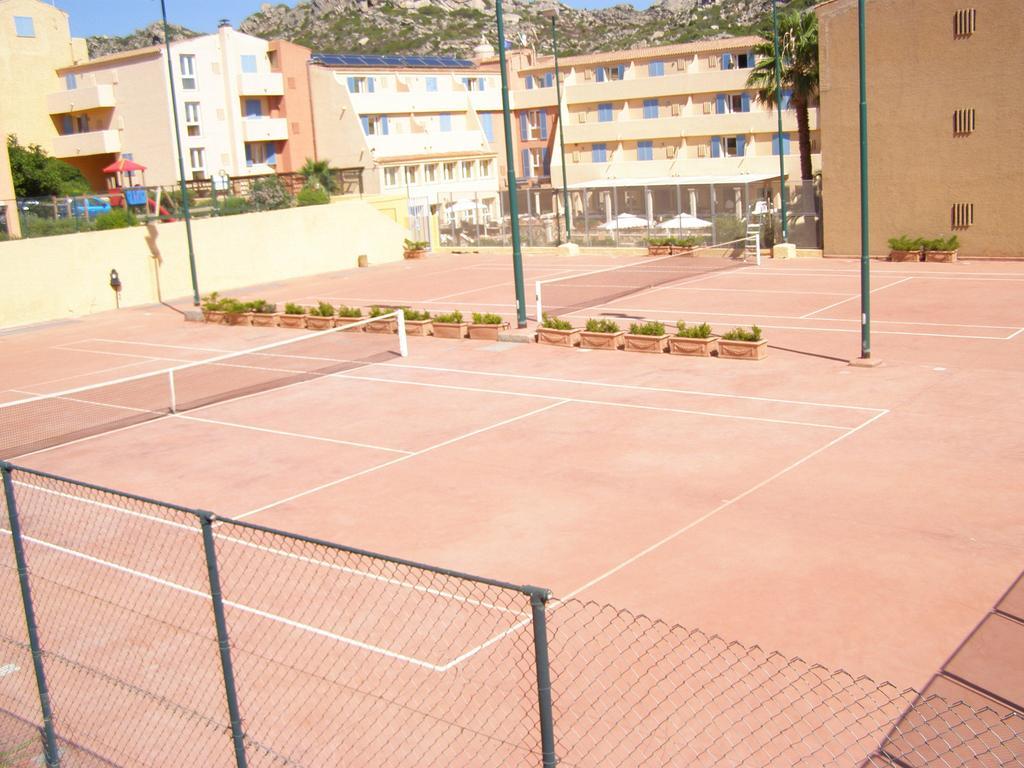 Le Nereidi Hotel & Residence Con Piscina-Tennis-Fitness-Parcheggio Coperto-Sala Conferenze La Maddalena  Bagian luar foto