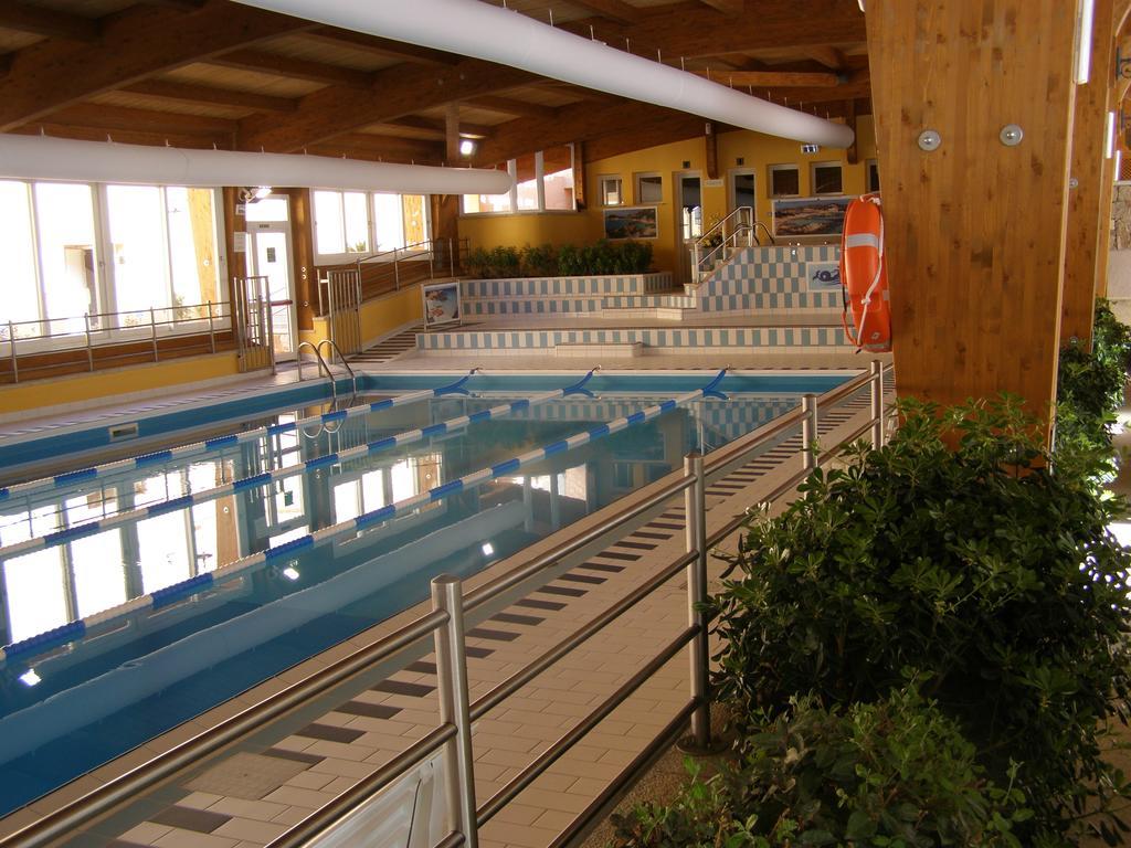 Le Nereidi Hotel & Residence Con Piscina-Tennis-Fitness-Parcheggio Coperto-Sala Conferenze La Maddalena  Bagian luar foto