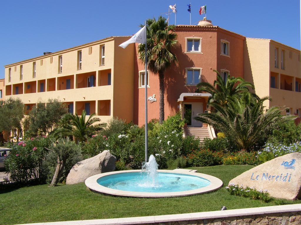 Le Nereidi Hotel & Residence Con Piscina-Tennis-Fitness-Parcheggio Coperto-Sala Conferenze La Maddalena  Bagian luar foto